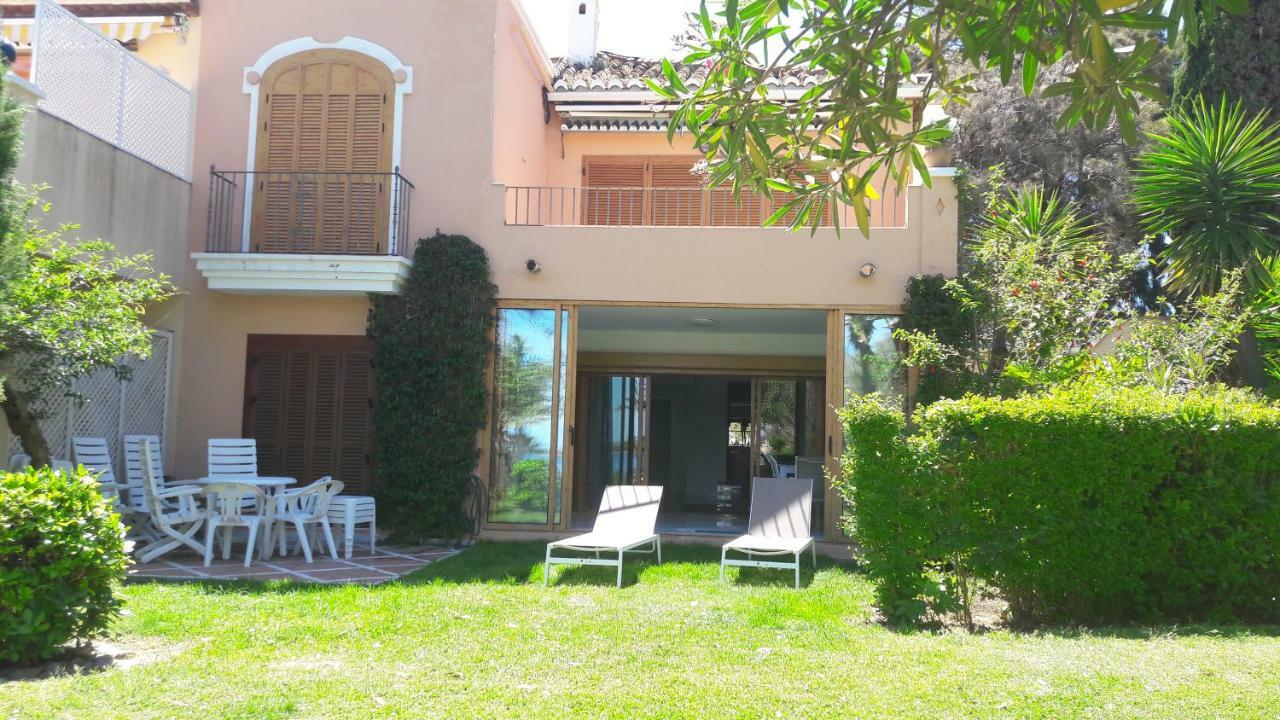 El Velerin Apartment Estepona Luaran gambar