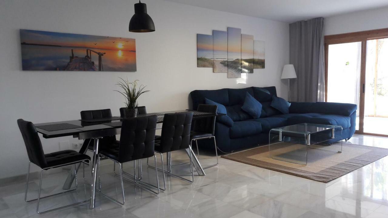 El Velerin Apartment Estepona Luaran gambar